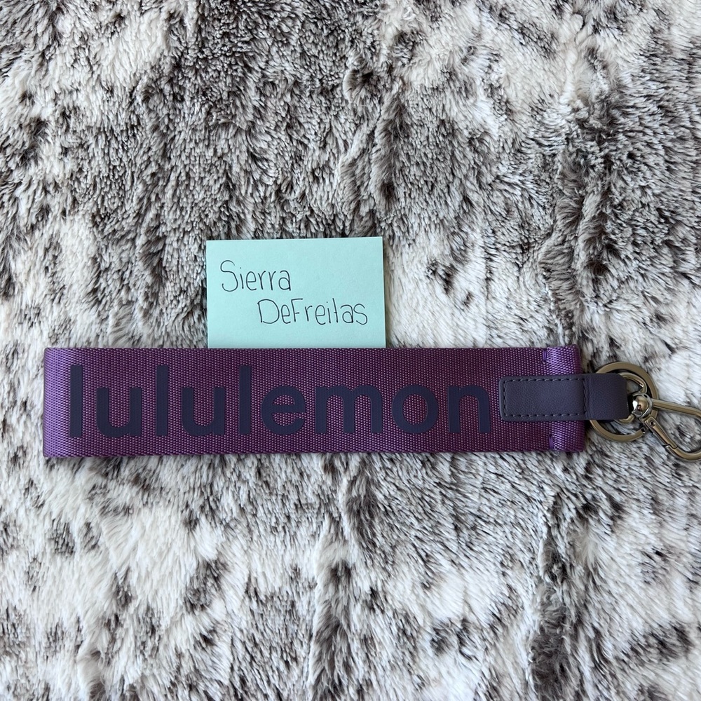 Lululemon Never Lost Keychain